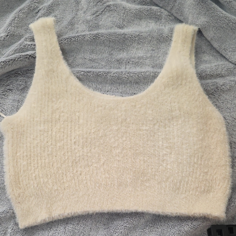 Aeropostale Fuzzy Cream Crop Top